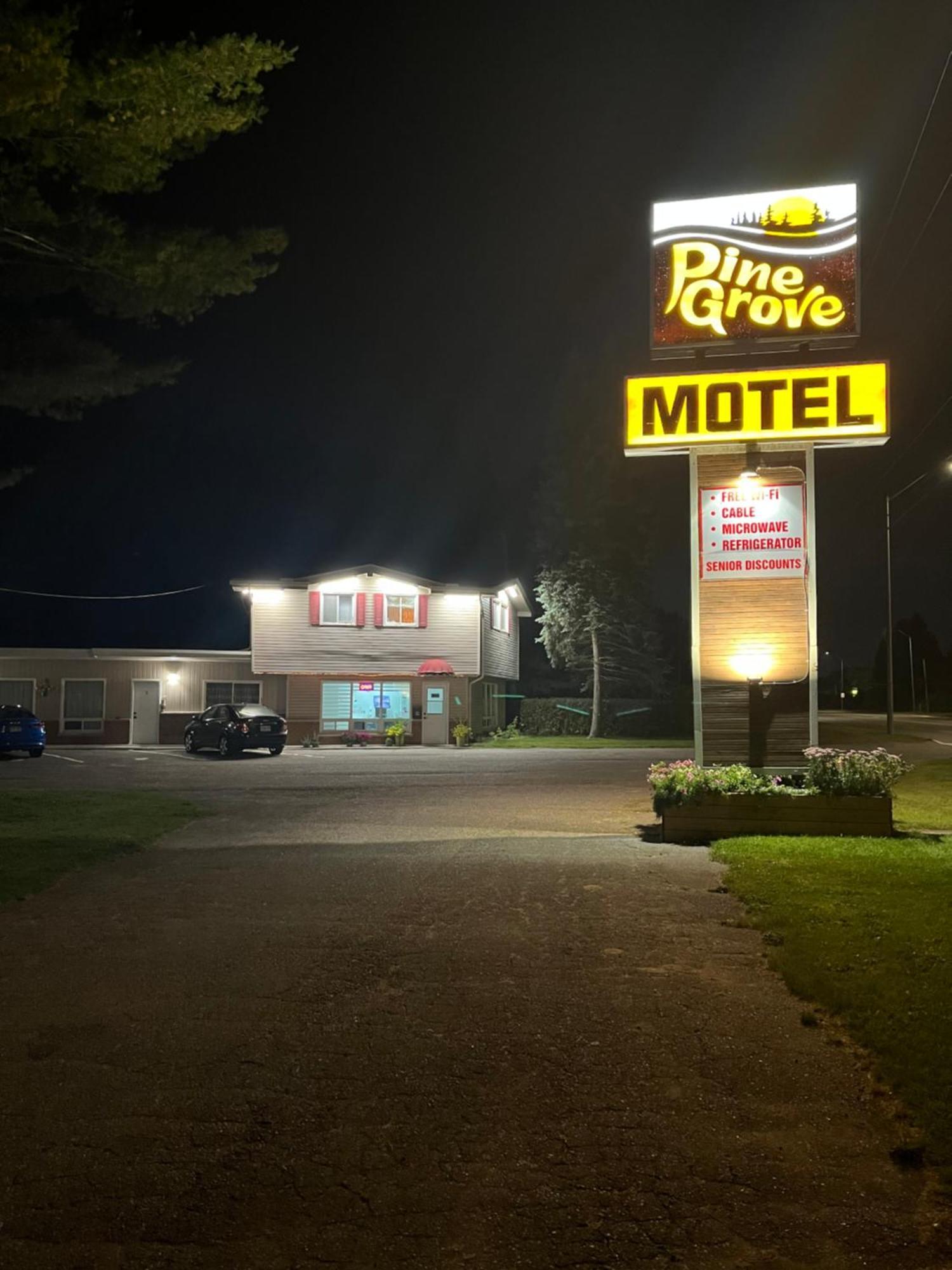 Pine Grove Motel Sault Ste. Marie Luaran gambar