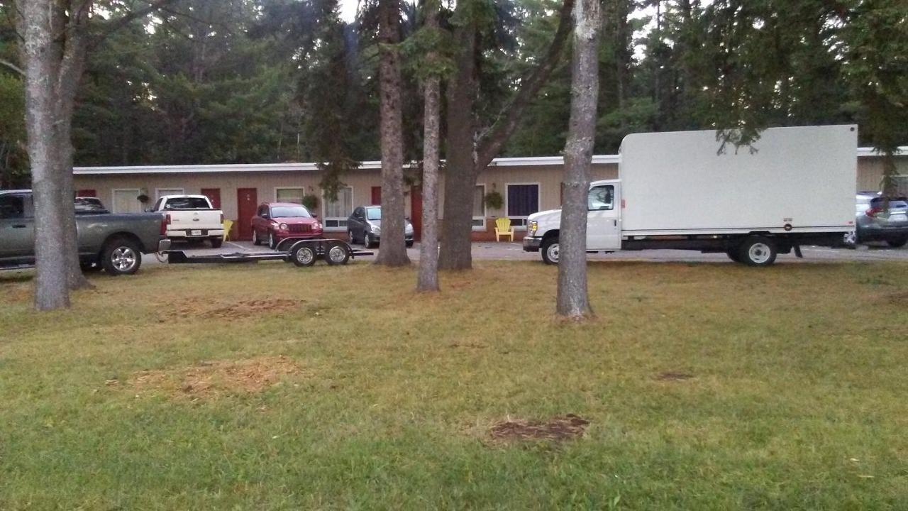 Pine Grove Motel Sault Ste. Marie Luaran gambar
