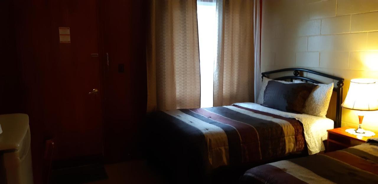 Pine Grove Motel Sault Ste. Marie Luaran gambar